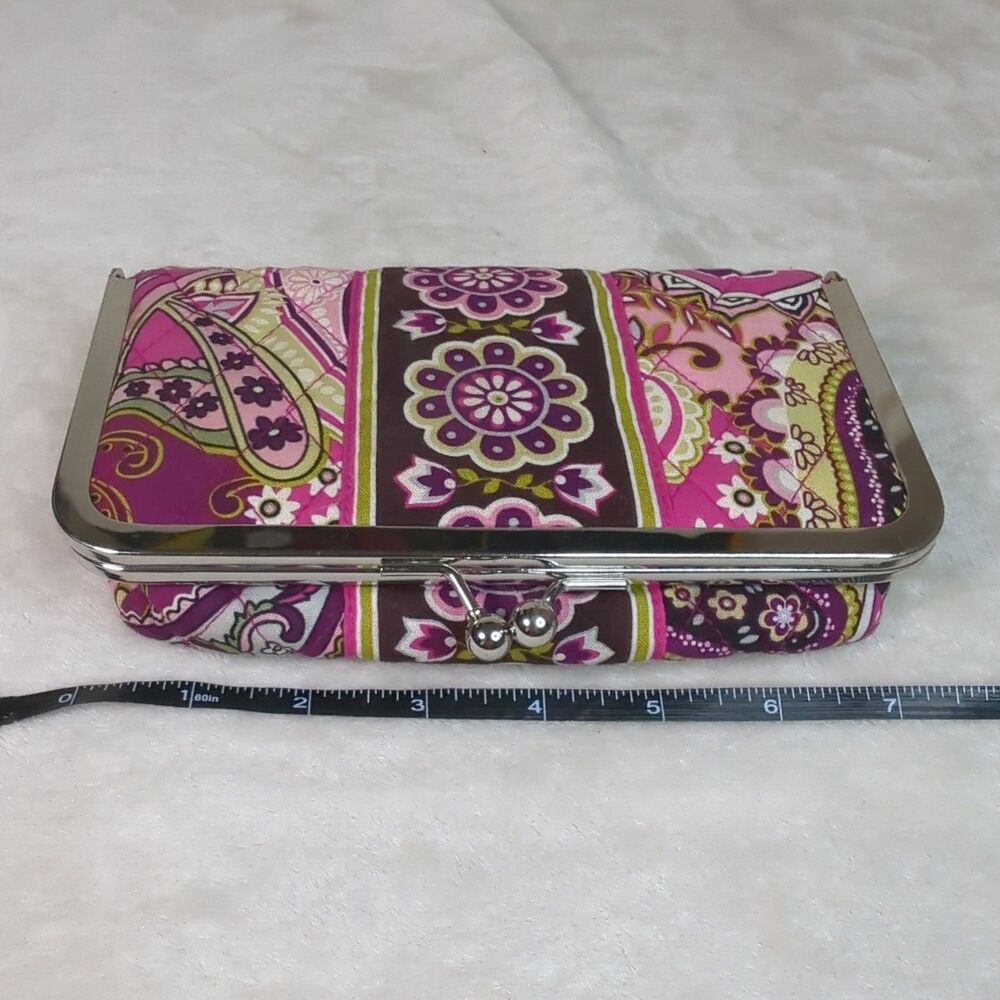 Vera Bradley VERY BERRY PAISLEY Cosmetic KISS & MAKE UP Lined Frame Bag Kisslock - Picture 10 of 10